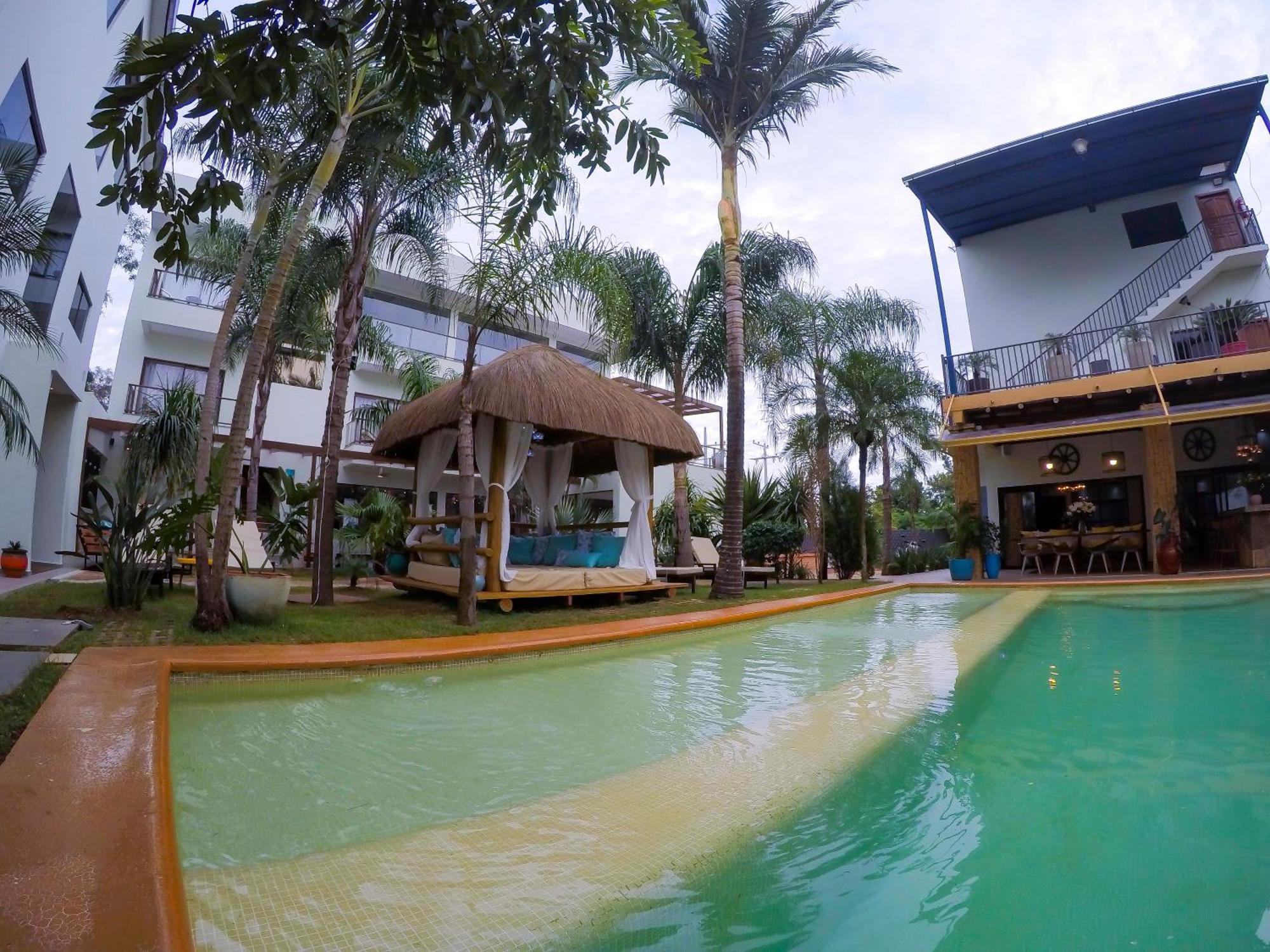 Dos Lunas Aparthotel Dr Juan Eulogio Estigarribia ภายนอก รูปภาพ